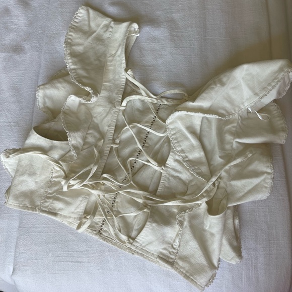 Zara - Ruffle Sleeve Top - Picture 4 of 6